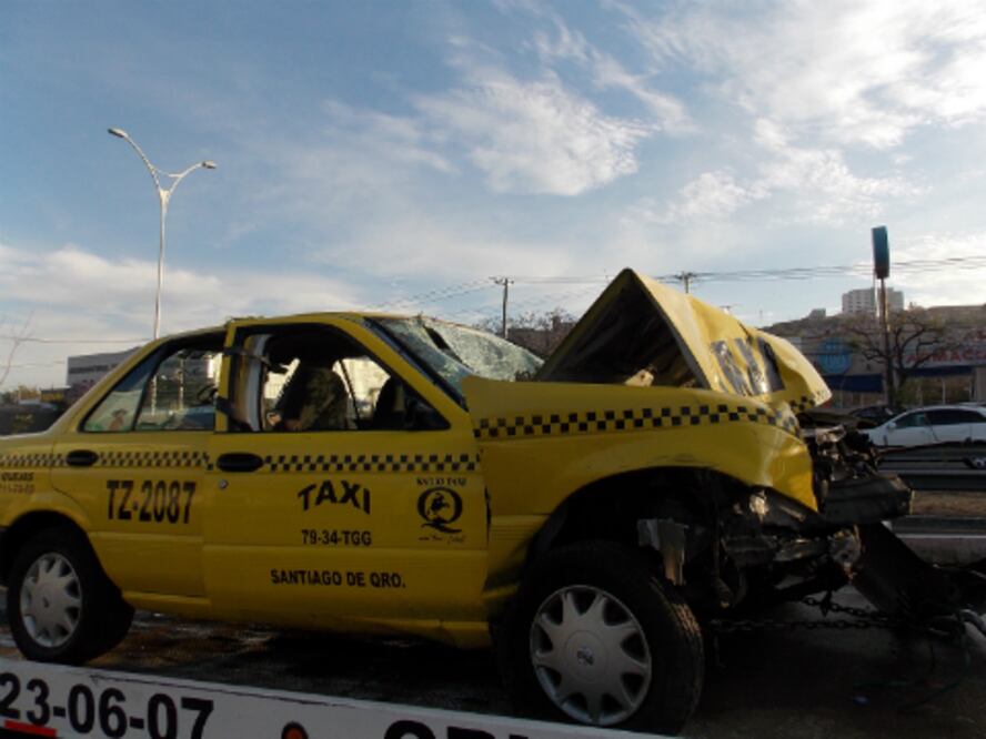 Deja choque tres heridos