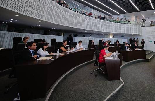 Recibirán  240 mil pesos por aguinaldo