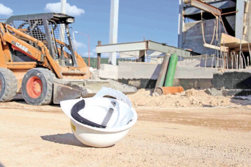 Piden dotar de equipo a trabajadores