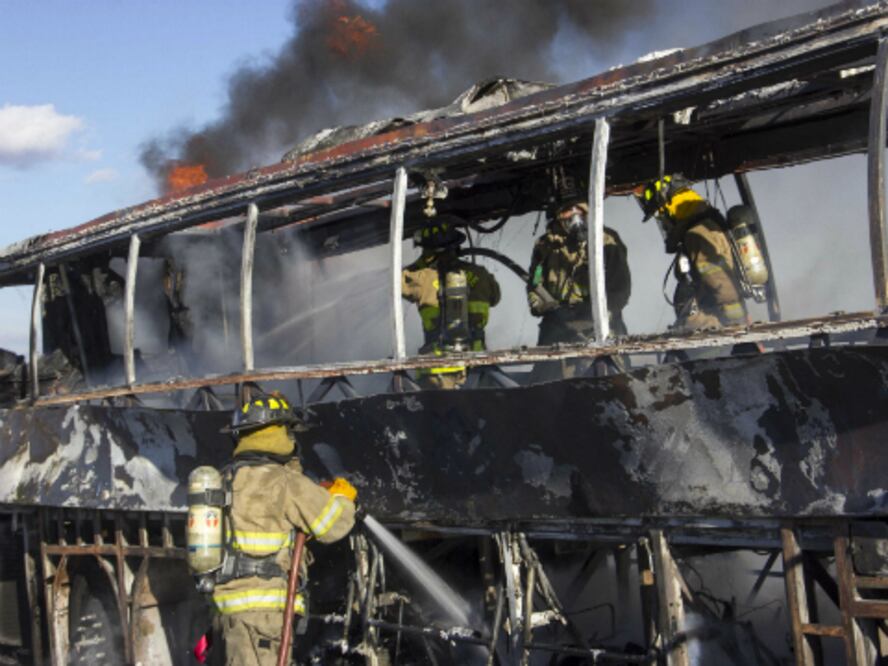 Carambola en la México-Querétaro; 3 calcinados