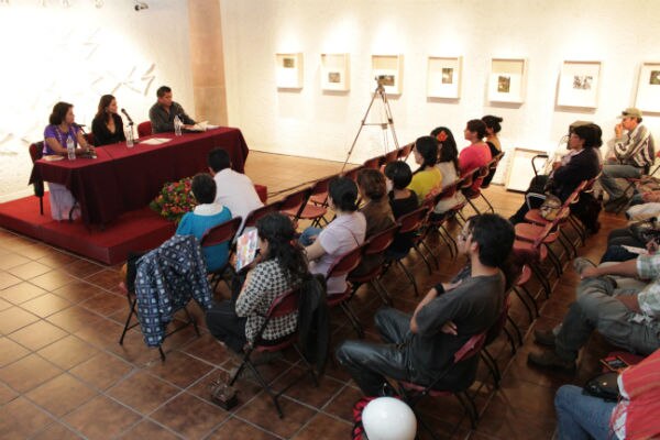 UAQ presenta escritores en lenguas indígenas