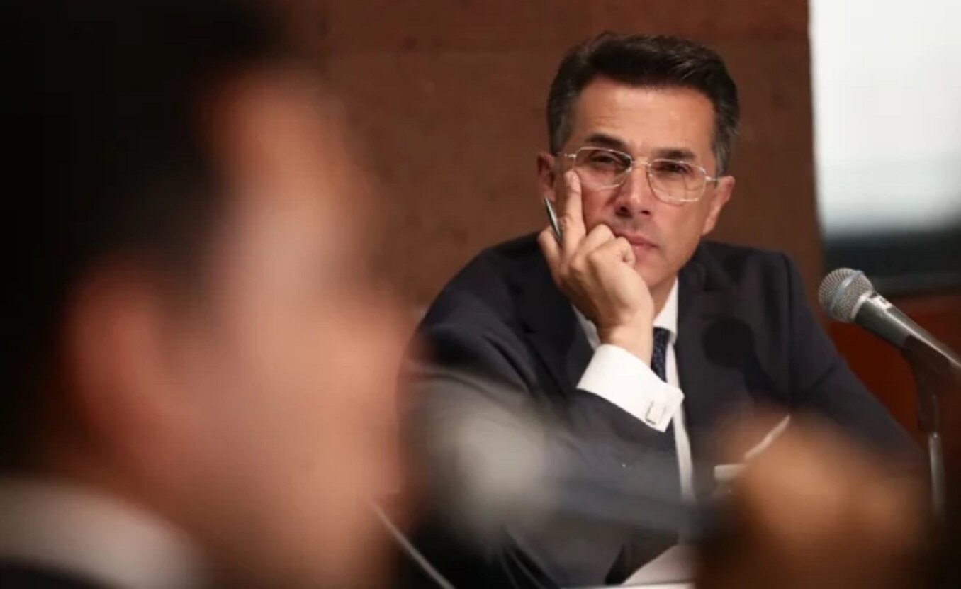 El arte debe ser parte de Canasta Básica: Sergio Mayer Bretón