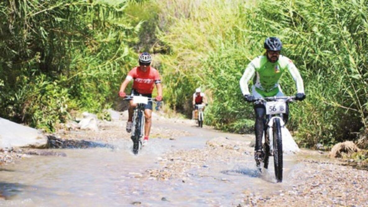 José López Molina domina la montaña