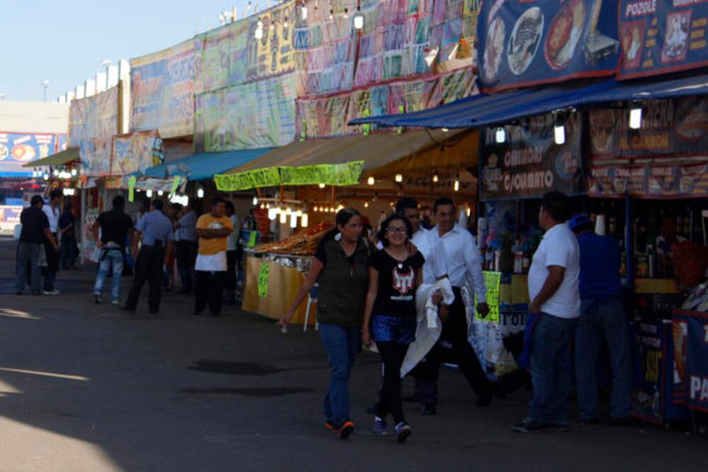 Los interesados podrán operar en el evento sin necesidad de contar con el permiso estatal, destaca el secretario de Finanzas municipal (ARCHIVO EL UNIVERSAL)