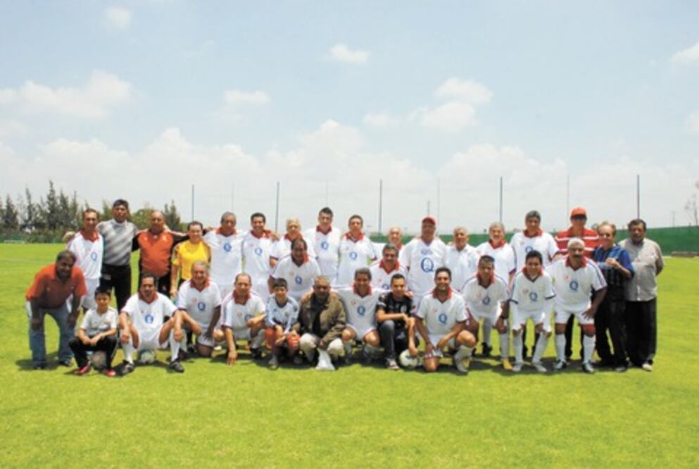 Celebran el ascenso de 1970 a la Segunda