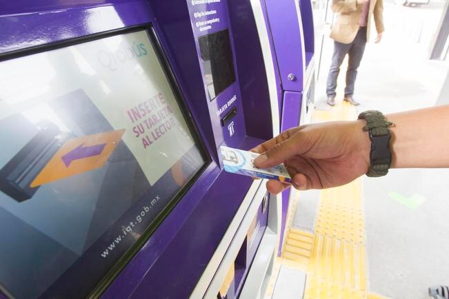 Qrobús dejará de recibir efectivo: IQT