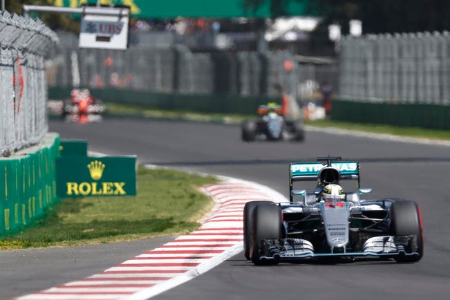 Hamilton sigue en la lucha