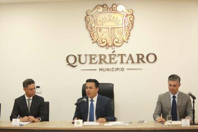 Simplificarán 43 trámites para ahorrar 7 mil mdp  