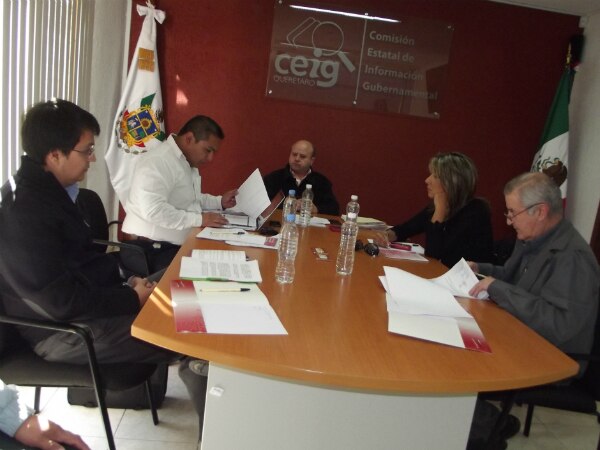 Realiza CEIG primera sesión de 2013