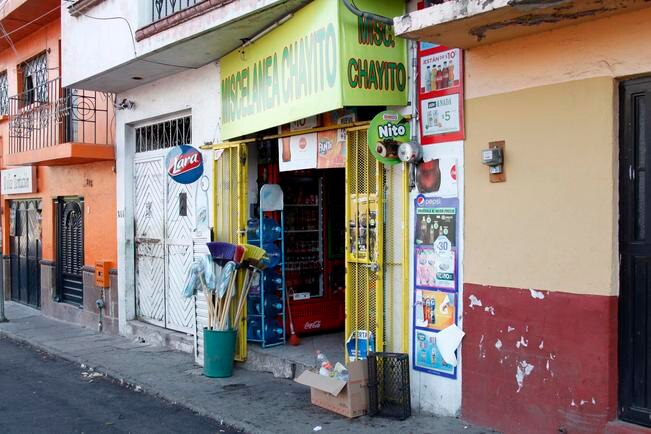Misceláneas y tiendas, puntos de recarga de Qrobús