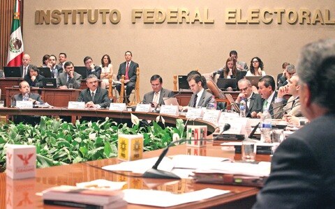 Analizan tecnología electoral