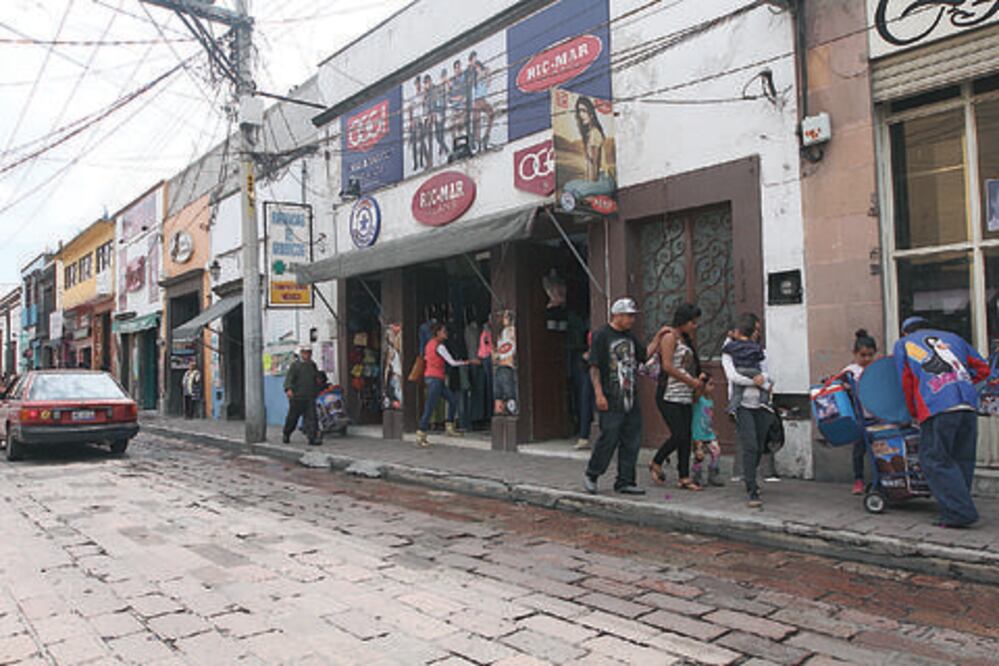 Alertan de estafas en SJR de presunto personal de Profeco