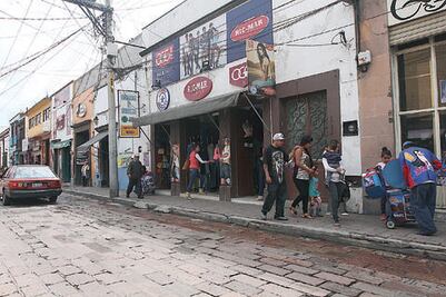 Alertan de estafas en SJR de presunto personal de Profeco