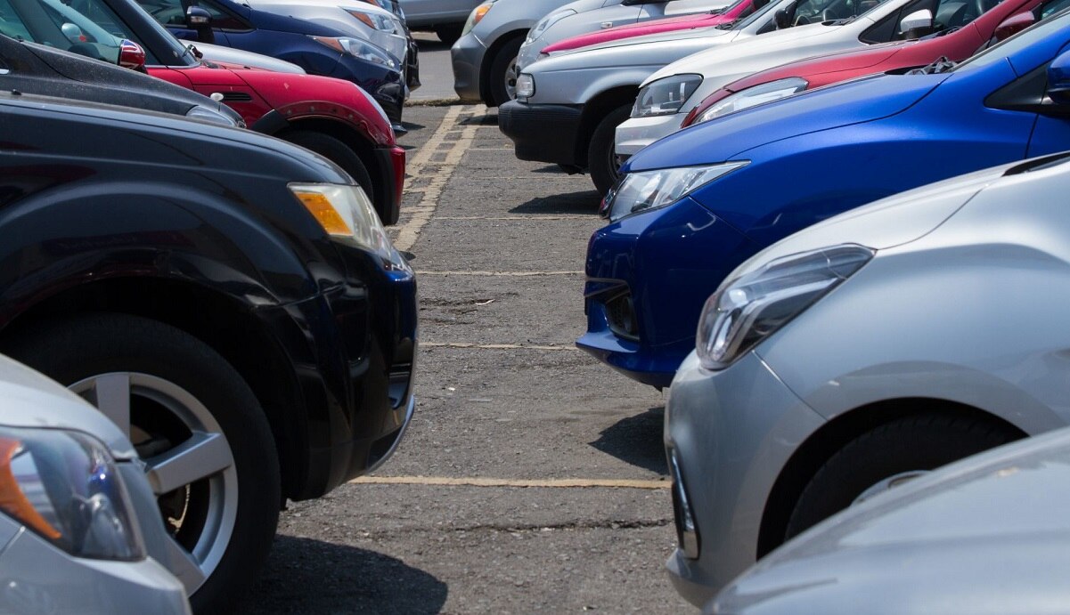 Gobierno de Querétaro analizará amparos contra reemplacamiento