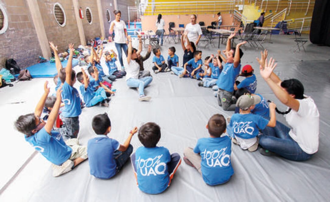 180 niños disfrutan y aprenden 