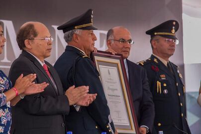 Rinden homenaje a las Fuerzas Armadas
