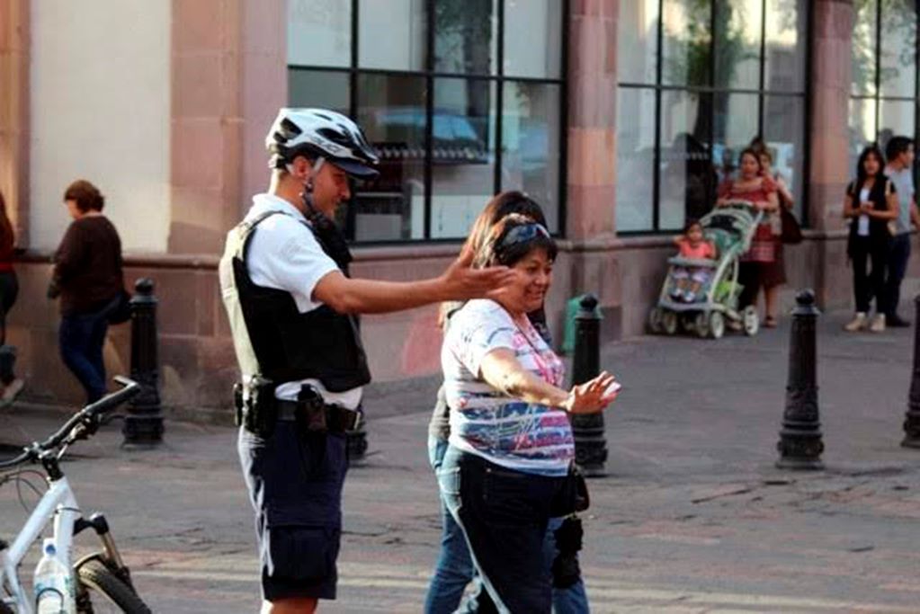 Elementos de la Policía Turística deben conocer historia y lugares clave para los turistas. Foto: Ángel González