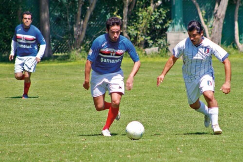No ceden los de arriba en la Liga Marista de futbol