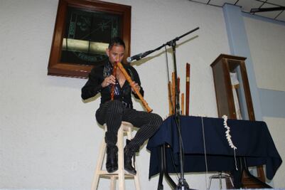 Se presentó en la UAQ el flautista Horacio Franco
