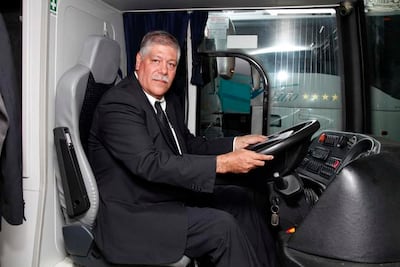 #Historia “Unos deben trabajar para que otros disfruten”: conductor de autobús