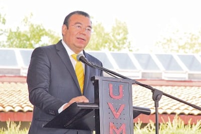 Incongruentes, propuestas de PRI y PAN, dice Camacho