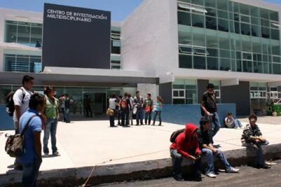 Hacen universitarios propuestas a Loyola