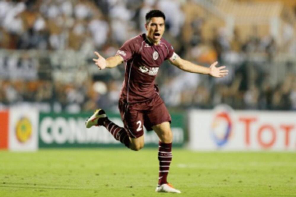 Goltz, central argentino, va al América