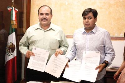 Buscan implementar internet en escuelas   