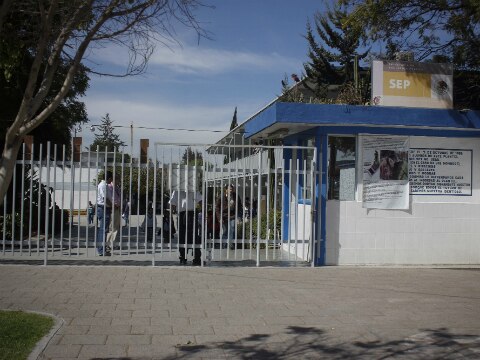 Robo en aulas educativas, alertan