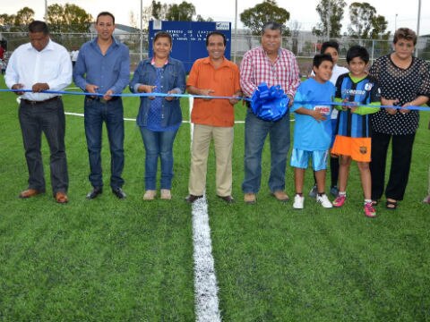 Entregan obra pública