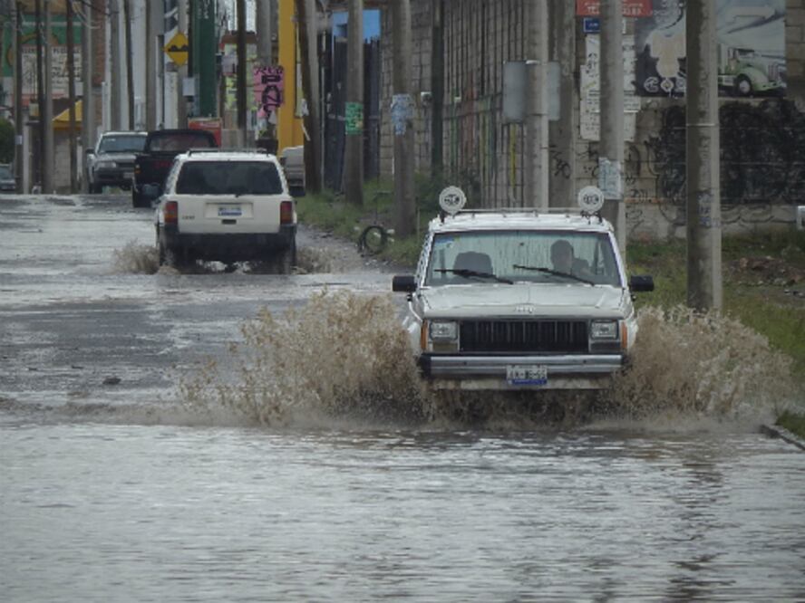 Aguaceros alivian la sequía queretana