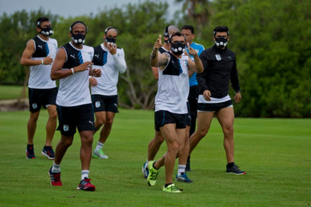 Gallos, a la vanguardia en su pretemporada