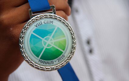 Gana UAQ  prueba matemática en Brasil