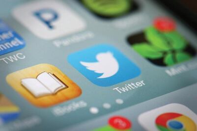 Twitter  paga por sus propios errores