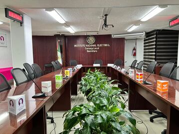 INE Querétaro da arranque a precampañas de diputados federales y senadores