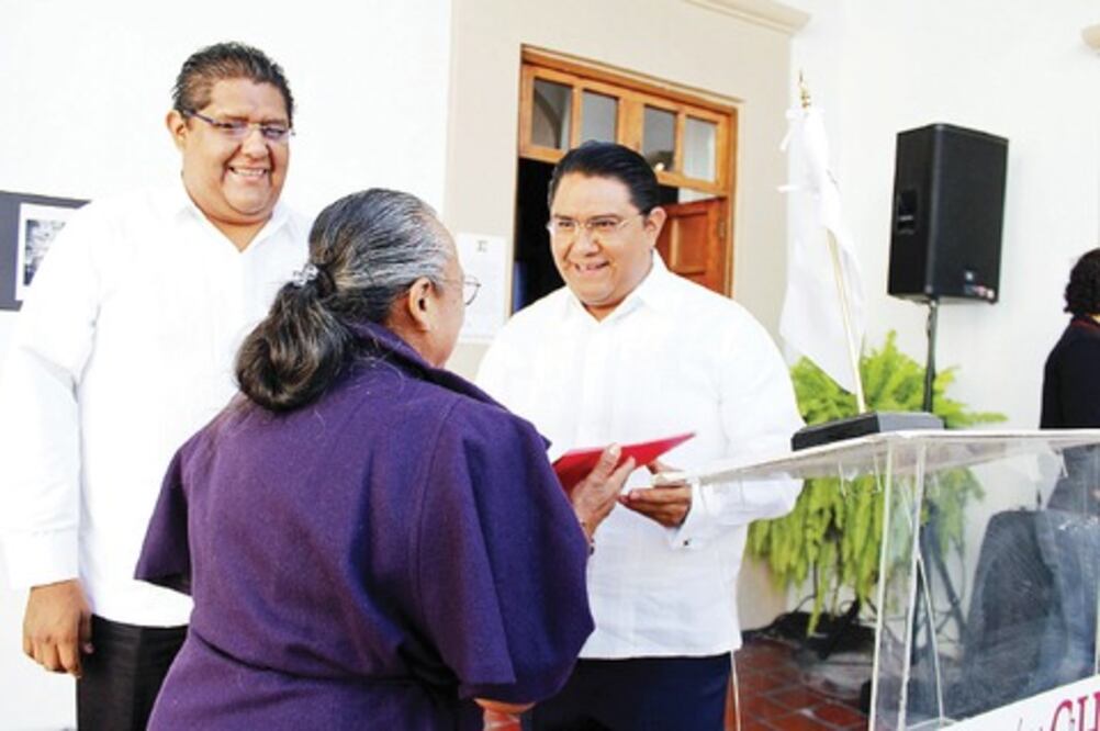 Apoyan a niños con debilidad visual