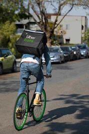 Otorgan seguro médico a empleados de Uber y de Rappi