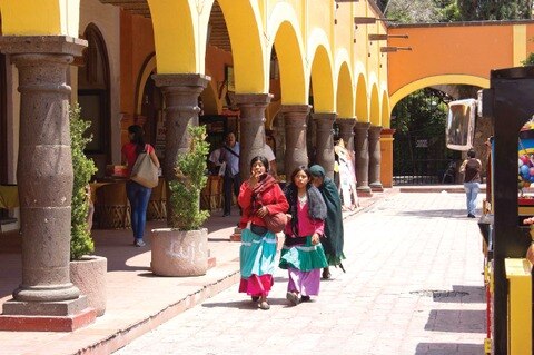 Centro de Congresos en Tequisquiapan
