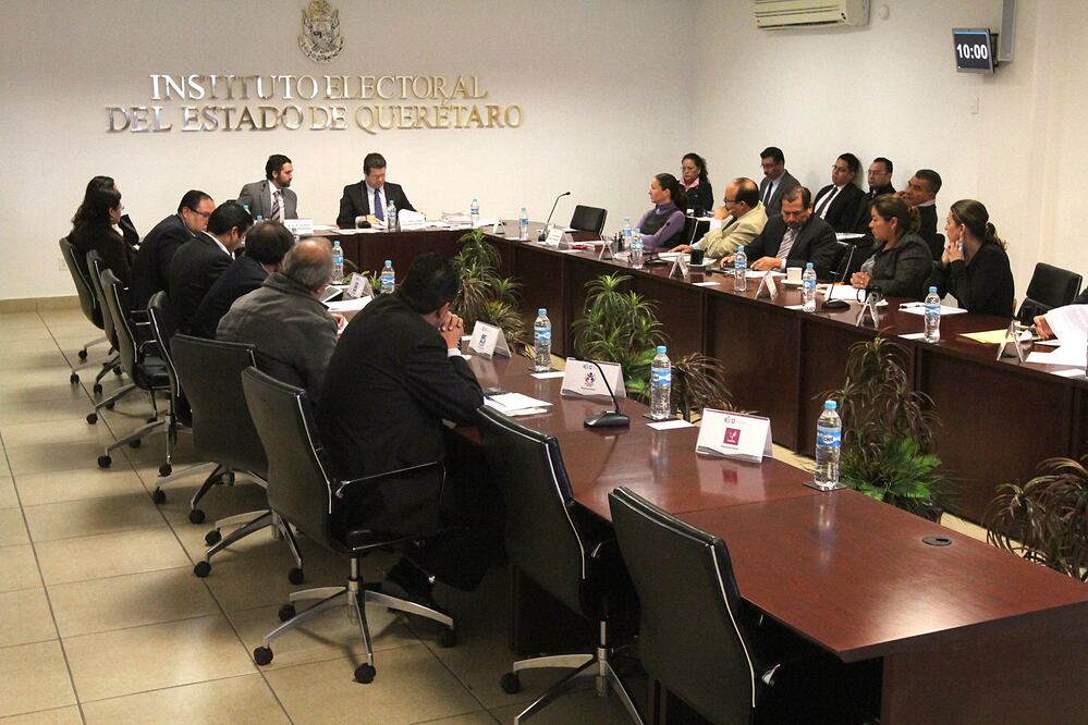 Desecha IEEQ denuncias contra Pozo y Loyola