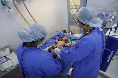 Una niña es el primer bebé nacido en 2022 en el IMSS de Querétaro