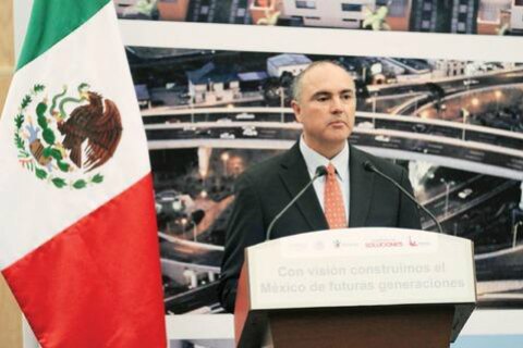 Querétaro debe salir al mundo