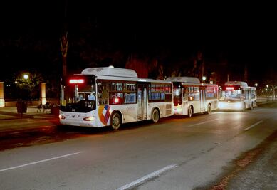 Hoy arranca Qrobús tres rutas nocturnas 