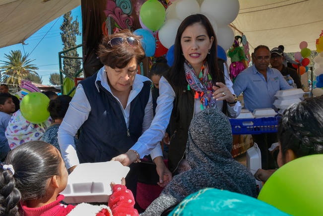Fundación Barrios organiza celebración por Día de Reyes