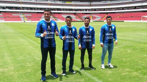 Gallos Blancos presenta a sus refuerzos