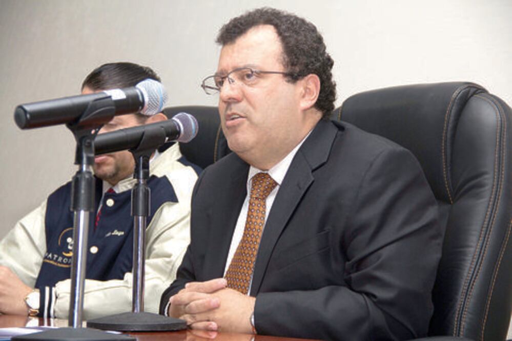 UAQ confía en que el gobernador impulse hospital universitario