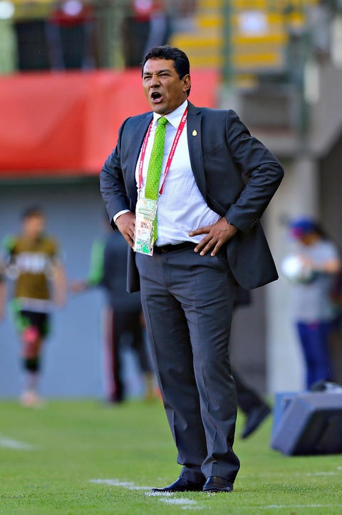 Reconoce Arteaga a los locales