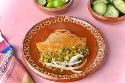 Llega la "gordipeña", la gordita de maíz quebrado en forma de Peña de Bernal