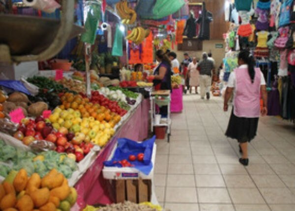 Extorsiones telefónicas, pegan a Mercado Reforma