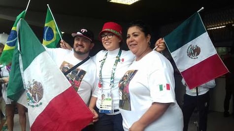 Los Bayardo costean viaje a Río con venta de chocolates