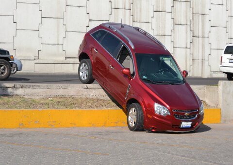 Despistada mujer pierde el camino